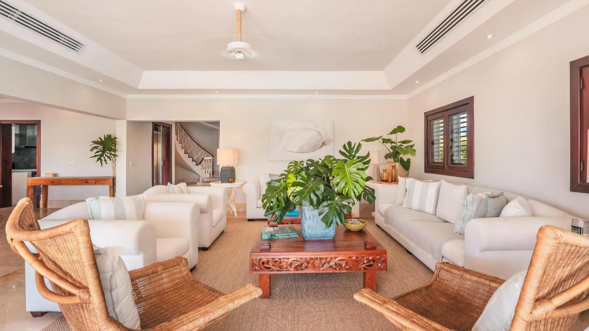 Seaside Bliss With Pool And Spectacular View Villa Las Minas
