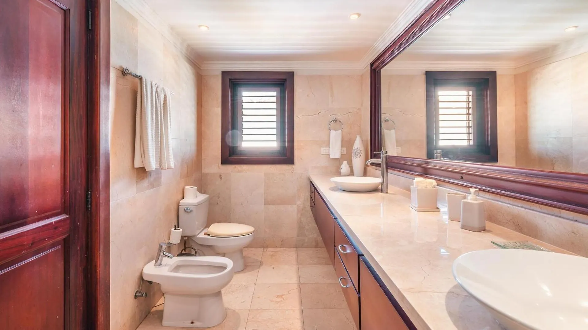 Seaside Bliss With Pool And Spectacular View Villa Las Minas