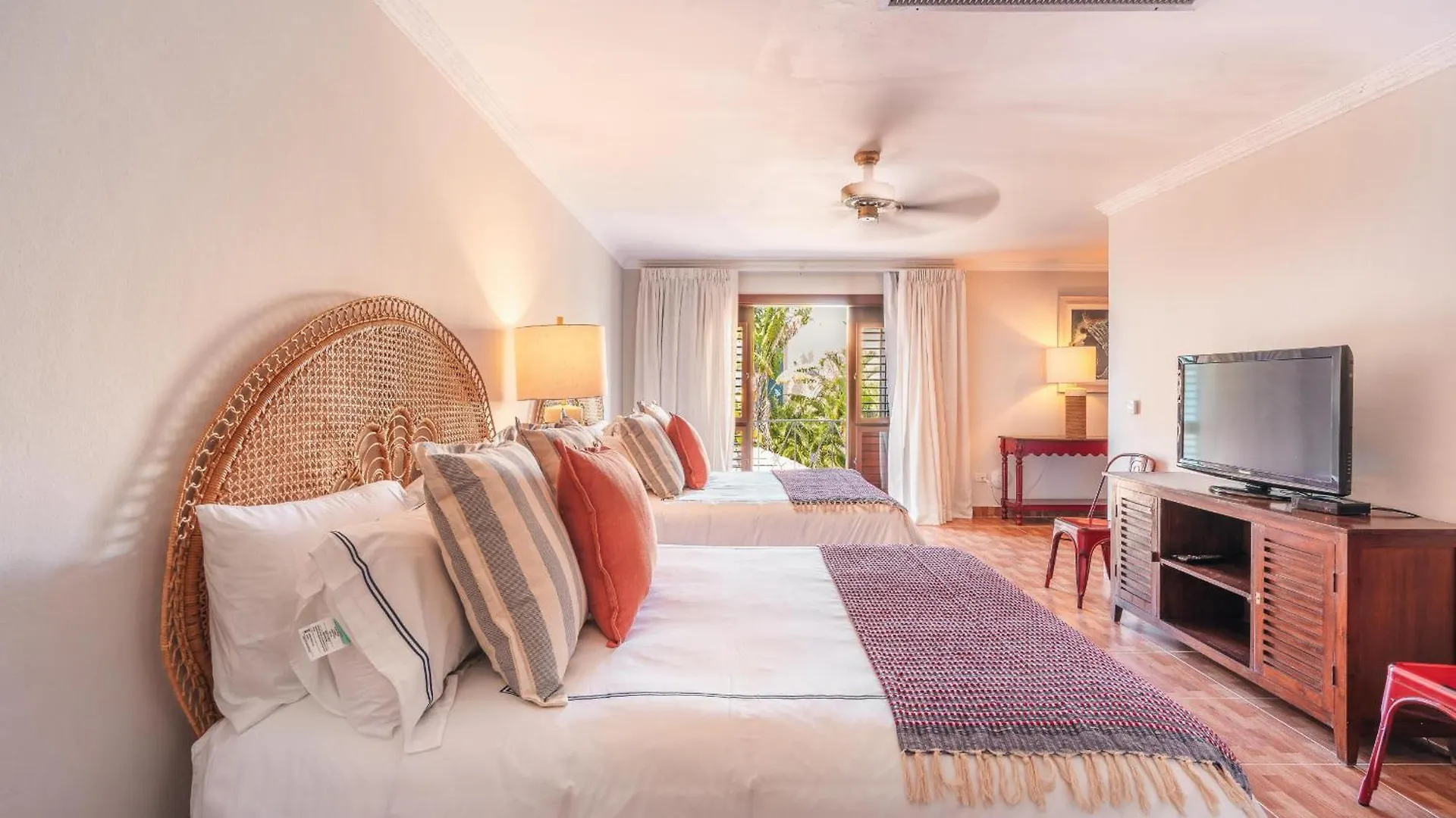 Seaside Bliss With Pool And Spectacular View Villa Las Minas